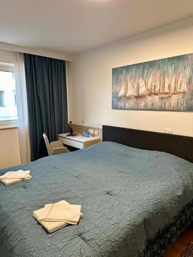 Edra Suite Apartment Umag Eksteriør bilde